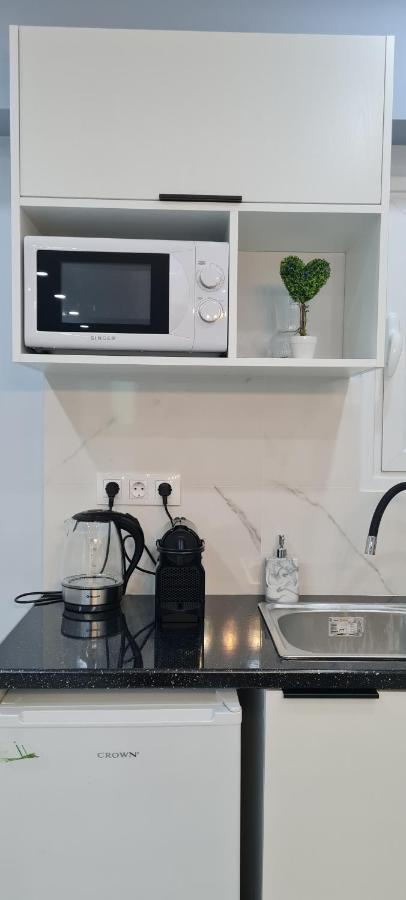 Cozy Apartment With Garden Near Town Center, Fully Renovated. Atenas Exterior foto